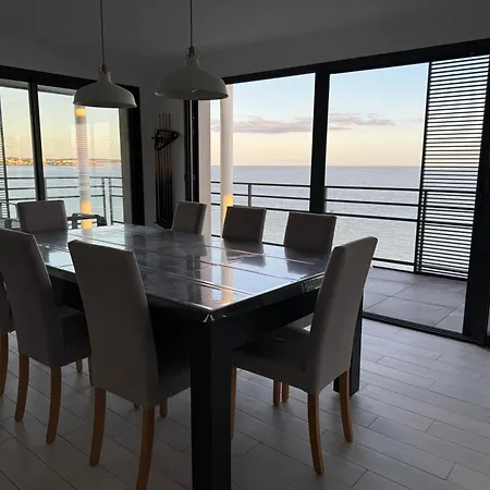 Vue Panoramique Avec Jacuzzi Apartment Royan